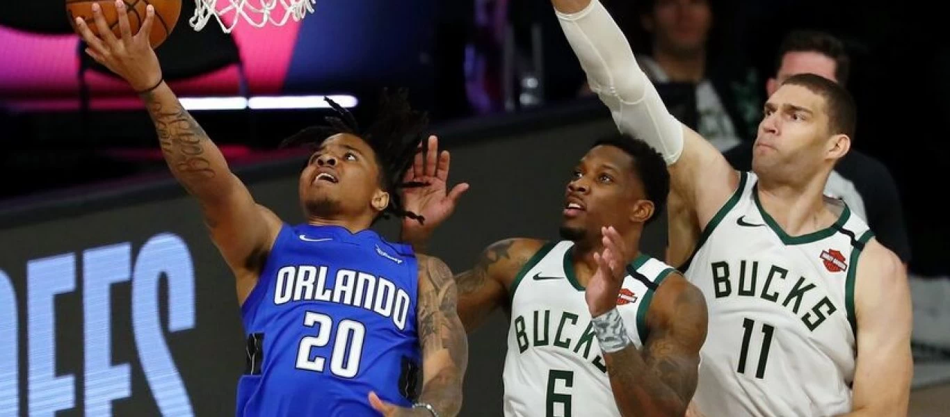 Μιλγουόκι Μπακς: Παίκτης δεν άκουσε τον ύμνο των ΗΠΑ επειδή είχε πάει... τουαλέτα (βίντεο)